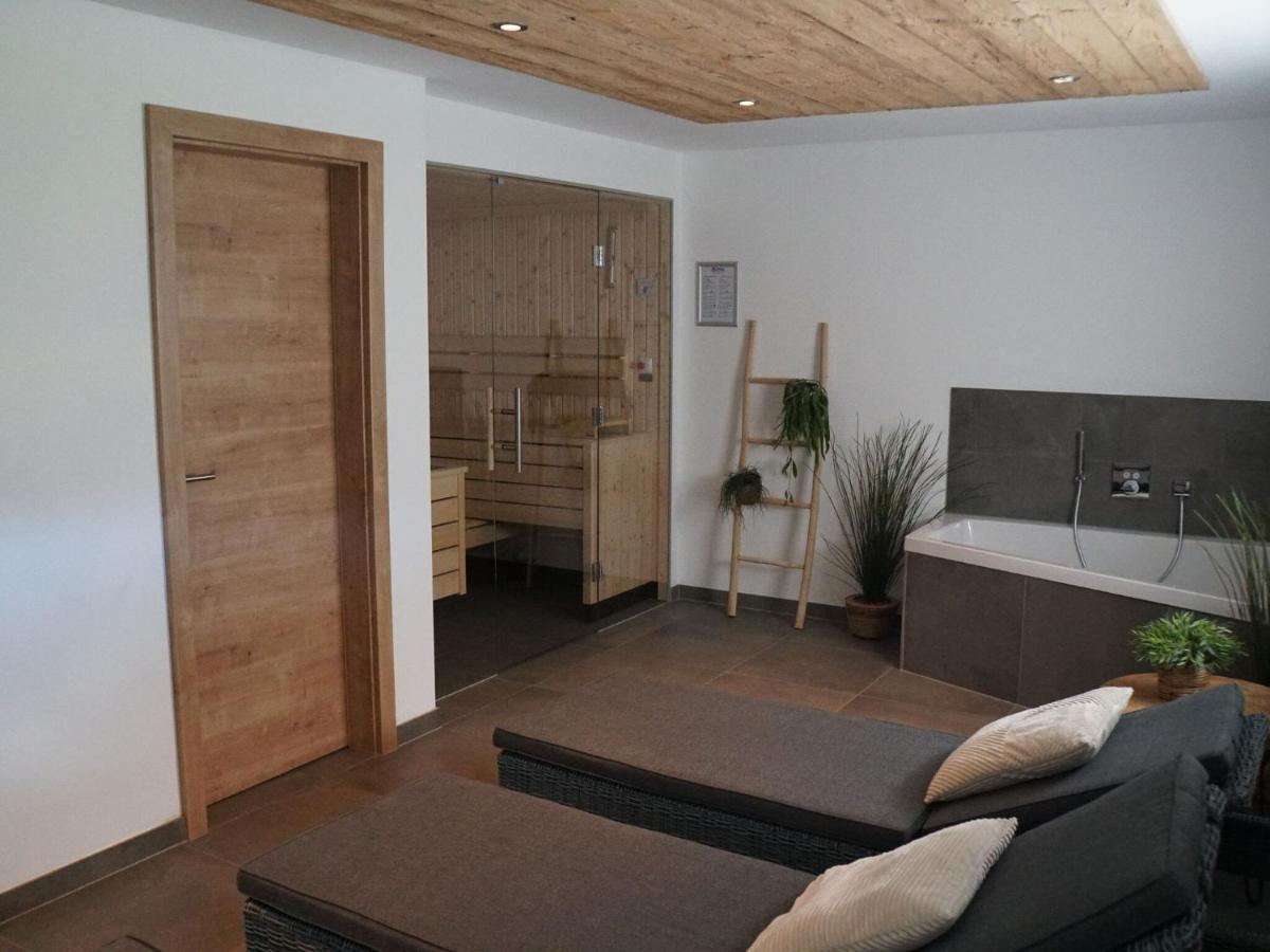 Chalet In Muehlbach Am Hochkoenig With Sauna Eksteriør billede